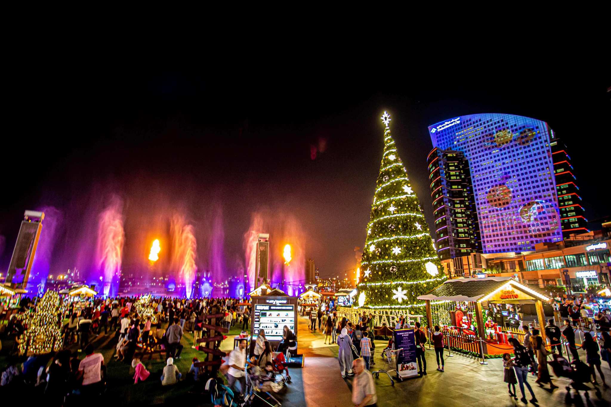 Christmas at Dubai Festival City Mall (1)